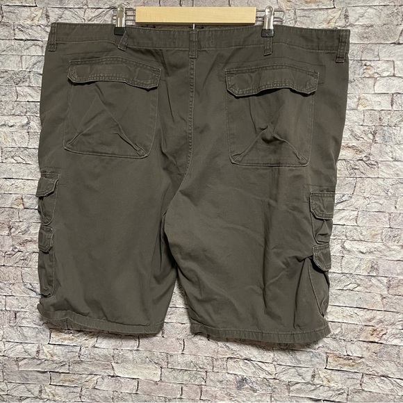 Wrangler Gray Cargo shorts 44 - Picture 2 of 3